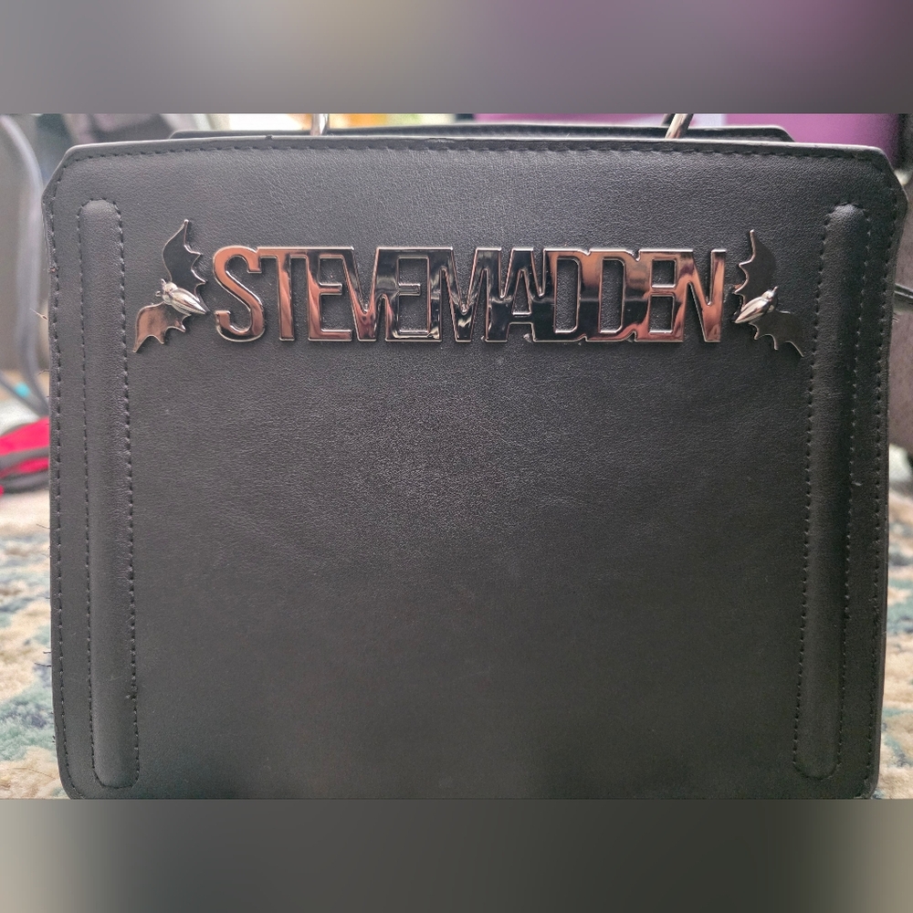 Steve Madden Black Tote Bag - Picture 2 of 4